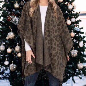 Woolrich Boho Leopard Print Soft Cozy Fringe Trim Open Cardigan Blanket Wrap OS